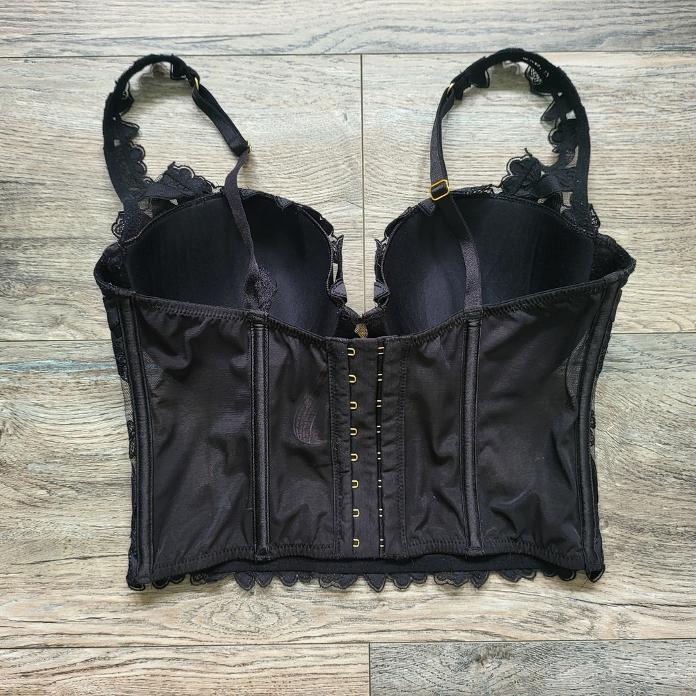 Victoria's Secrets Bralette - Picture 3 of 8